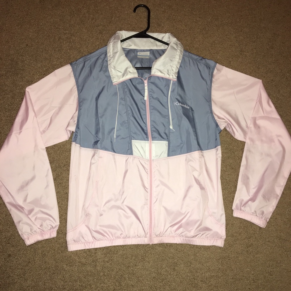 Lightweight wind breaker